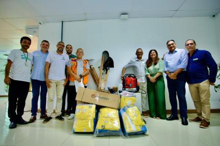 Luciano Araujo fortalece atuação da Brigada de Voluntários de Ituberá com a entrega de equipamentos